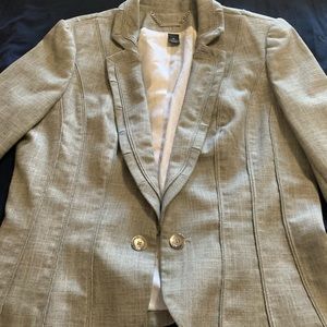 Women's White/Black coat